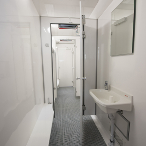 Hygieneeinheit_Detailfoto_Dekontaminierungsstraße