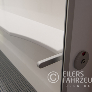 Hygieneeinheit_Detailfoto_Türverriegelung